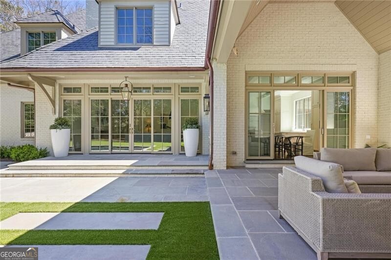 Tuxedo Park - Residential
