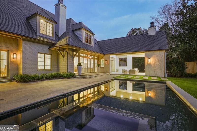 Tuxedo Park - Residential