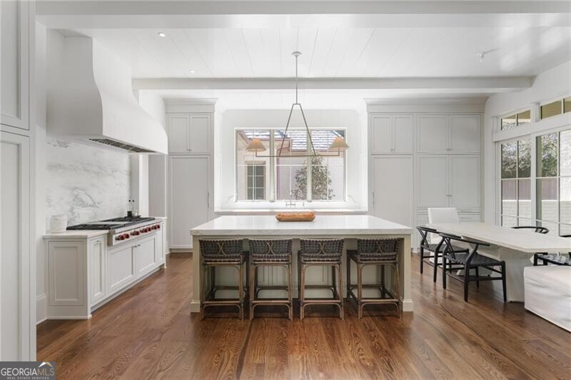 Tuxedo Park - Residential