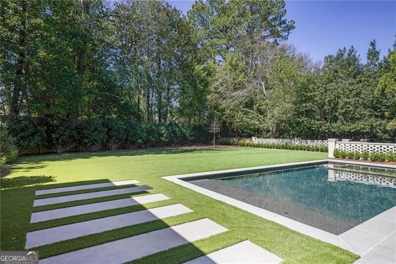 Tuxedo Park - Residential