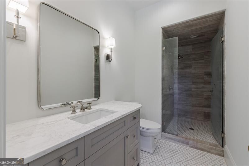 Tuxedo Park - Residential