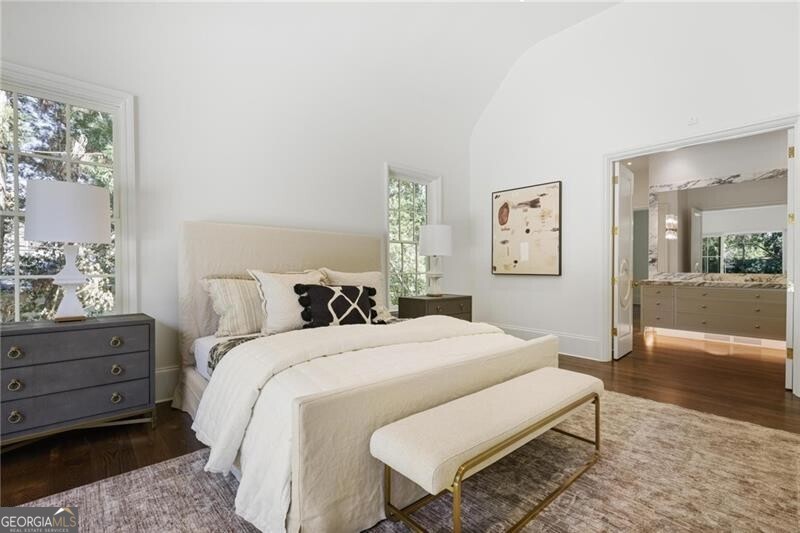 Tuxedo Park - Residential
