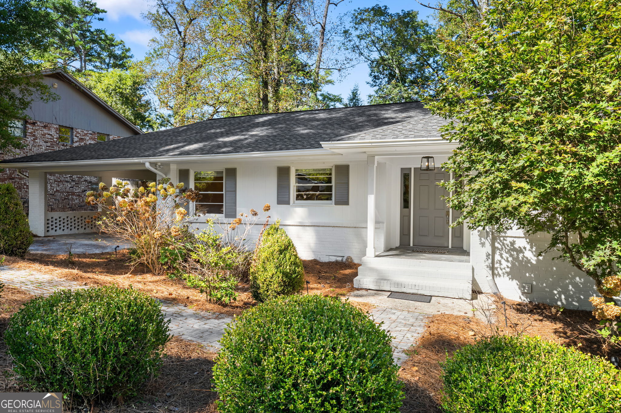 2222 Tanglewood RD