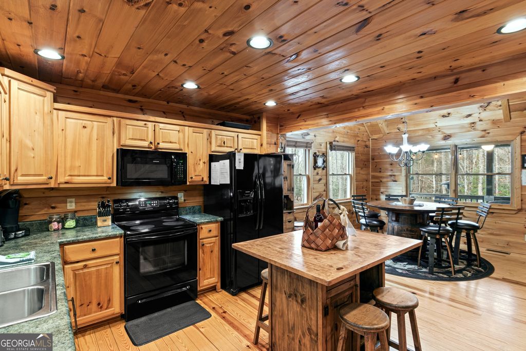 Photo of 850 Mountain Lake Circle, Blue Ridge, GA 30513 (MLS # 10661069)