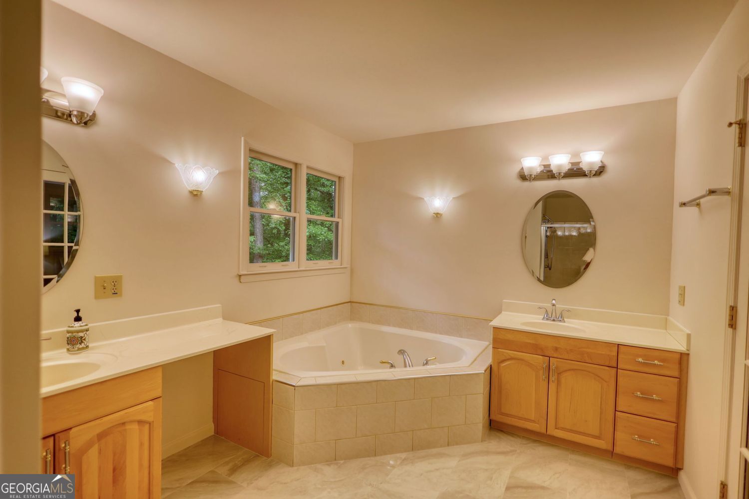 THE GLENNS - Residential