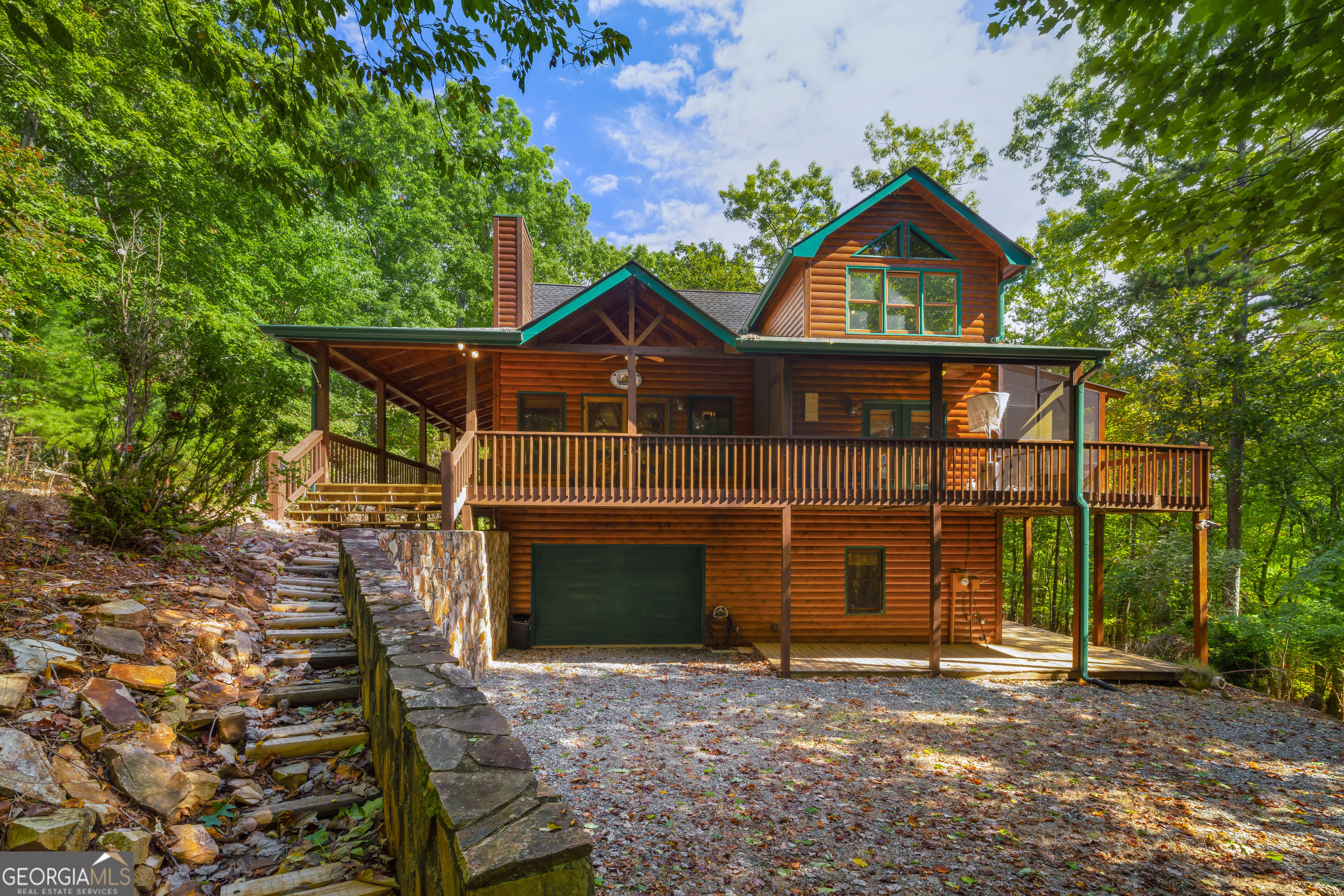 380 Oak Ridge Way