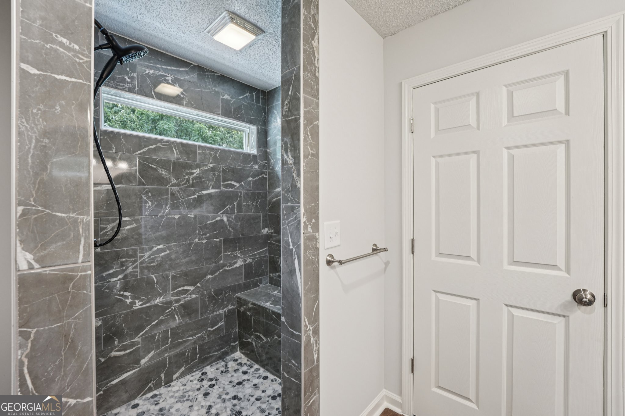 LYNNWOOD ESTATES - Residential