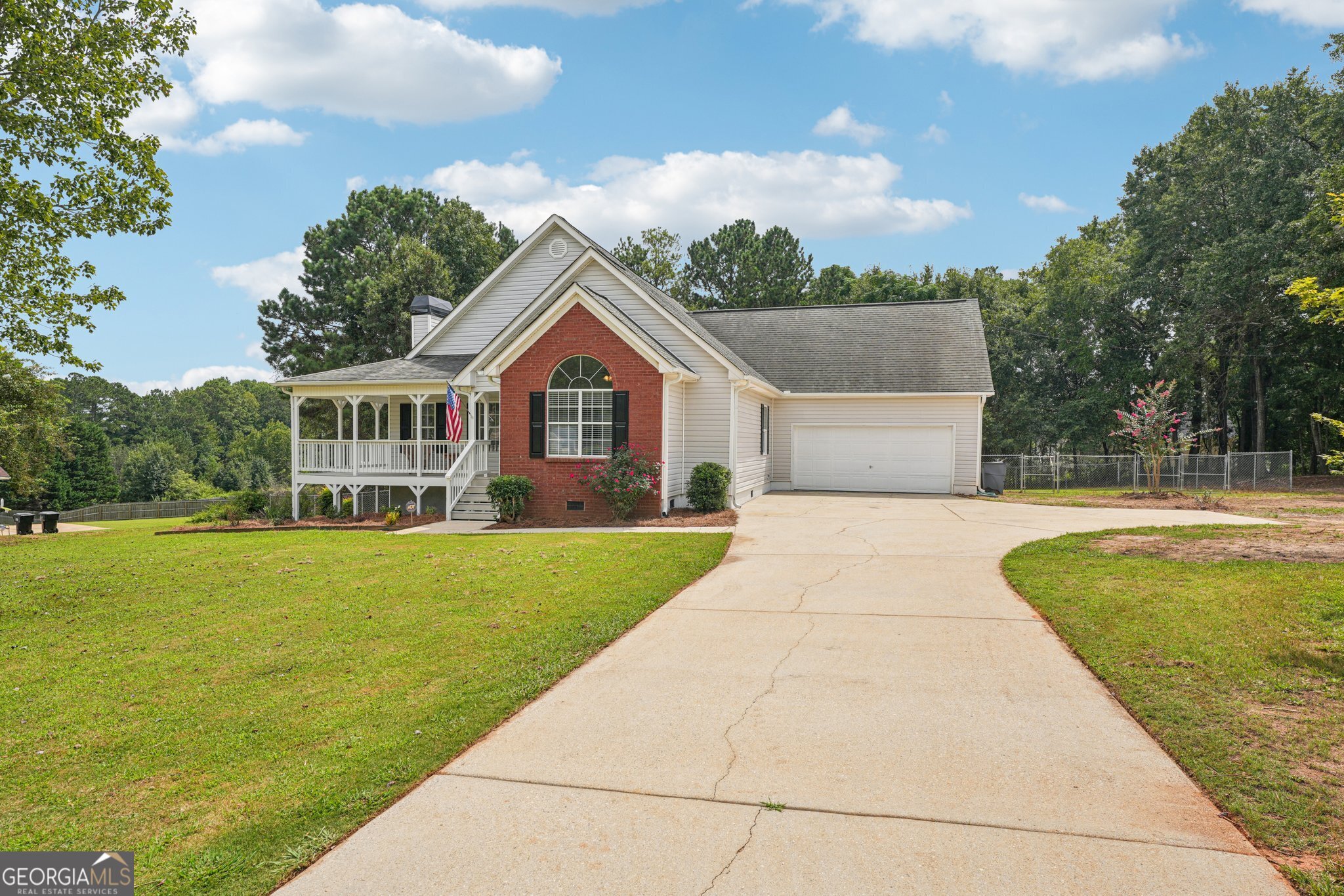 LYNNWOOD ESTATES - Residential