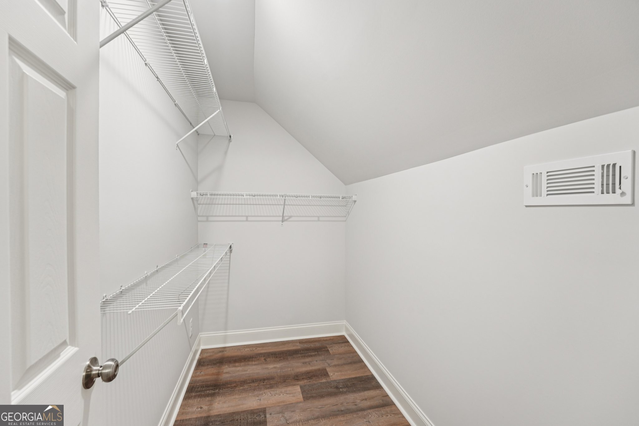 LYNNWOOD ESTATES - Residential