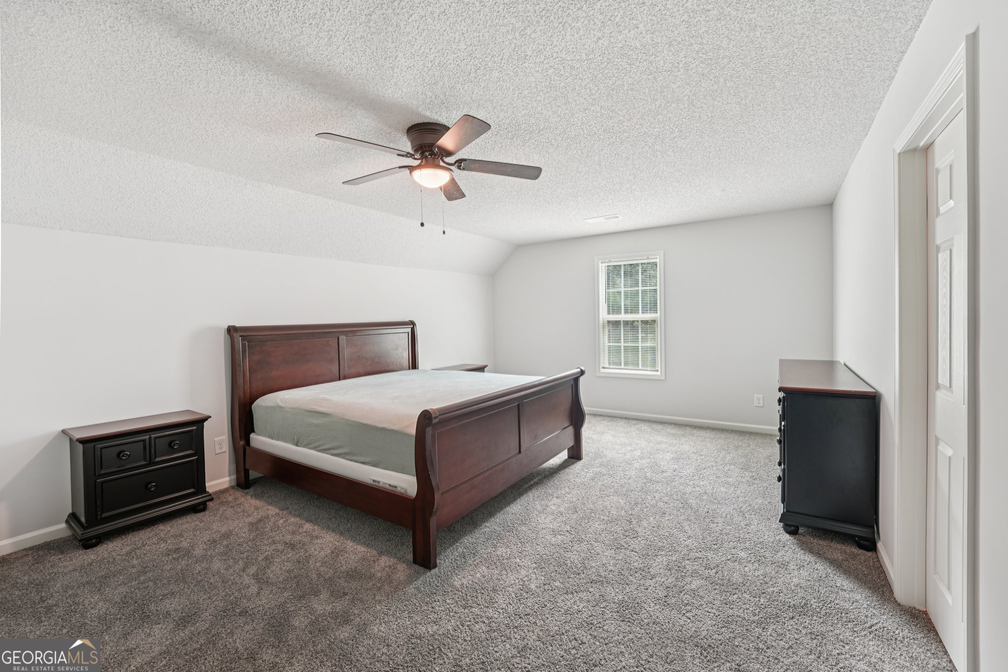 LYNNWOOD ESTATES - Residential