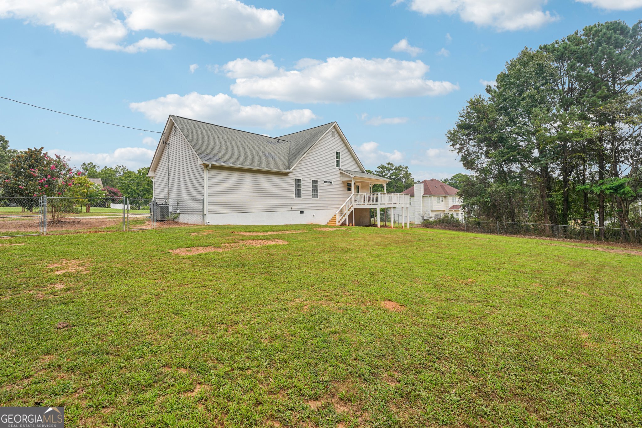LYNNWOOD ESTATES - Residential