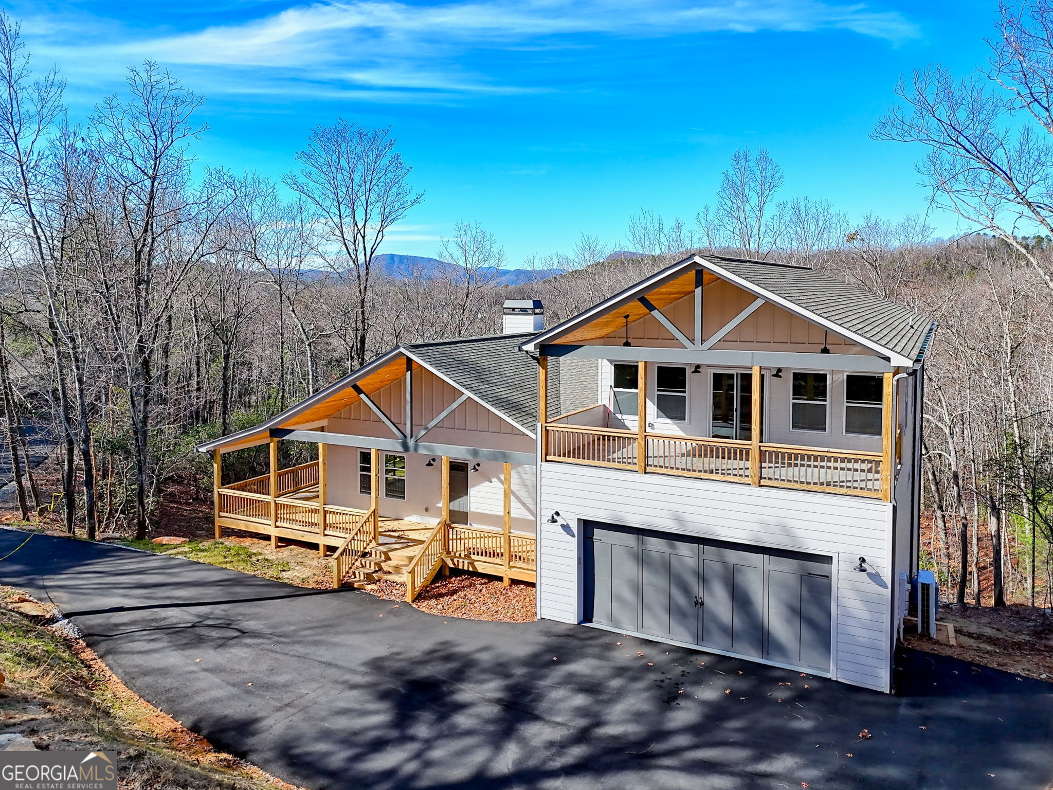 341 Abby LN
