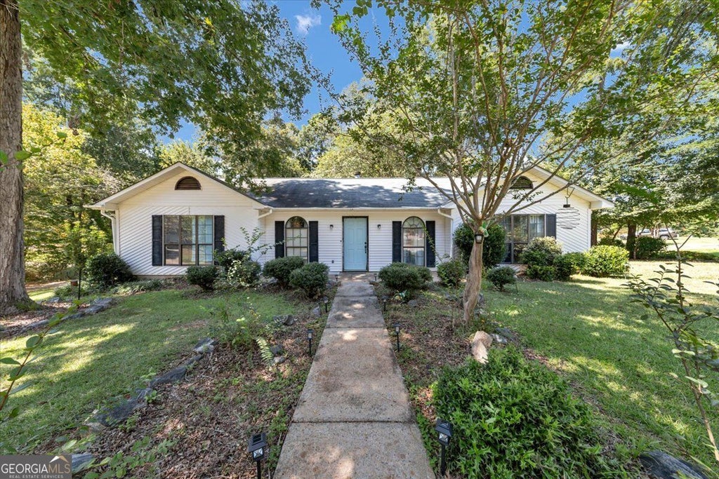 Photo of 226 N Wesleyan Circle, Macon, GA 31210 (MLS # 10835387)