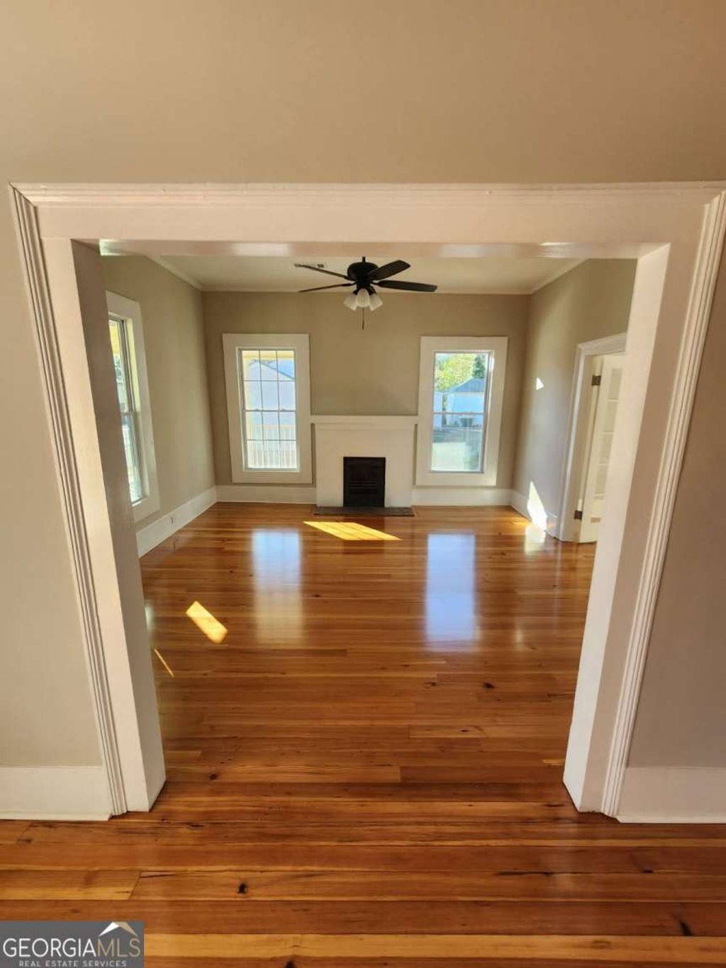 Photo of 114 Austin Avenue, Carrollton, GA 30117 (MLS # 10681203)