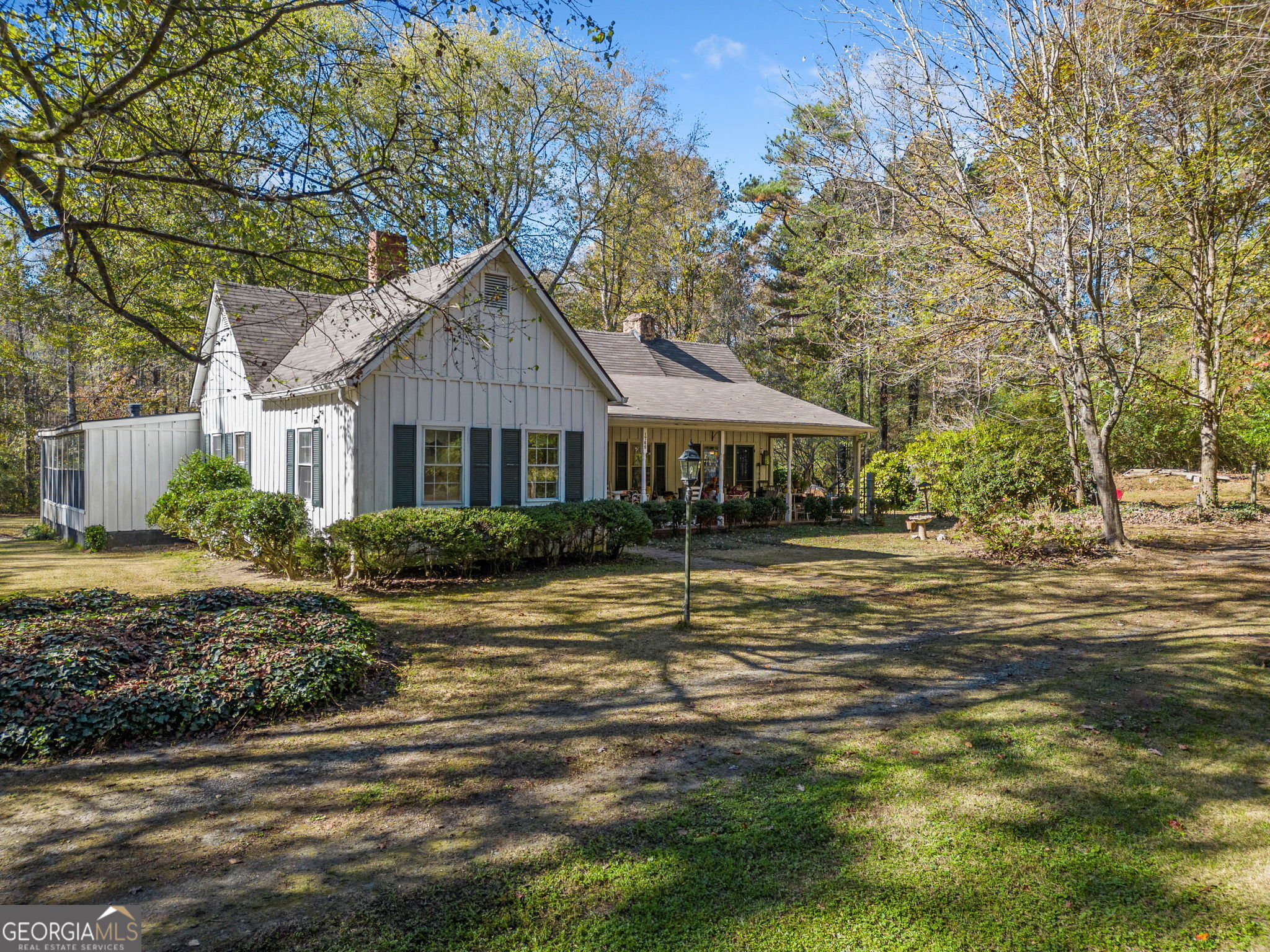 1765 Holly Springs RD NE