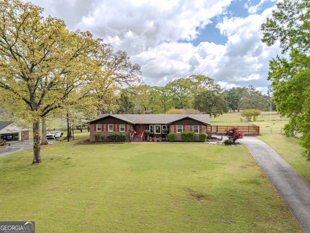 Photo of 828 N College Drive, Cedartown, GA 30125 (MLS # 10675063)