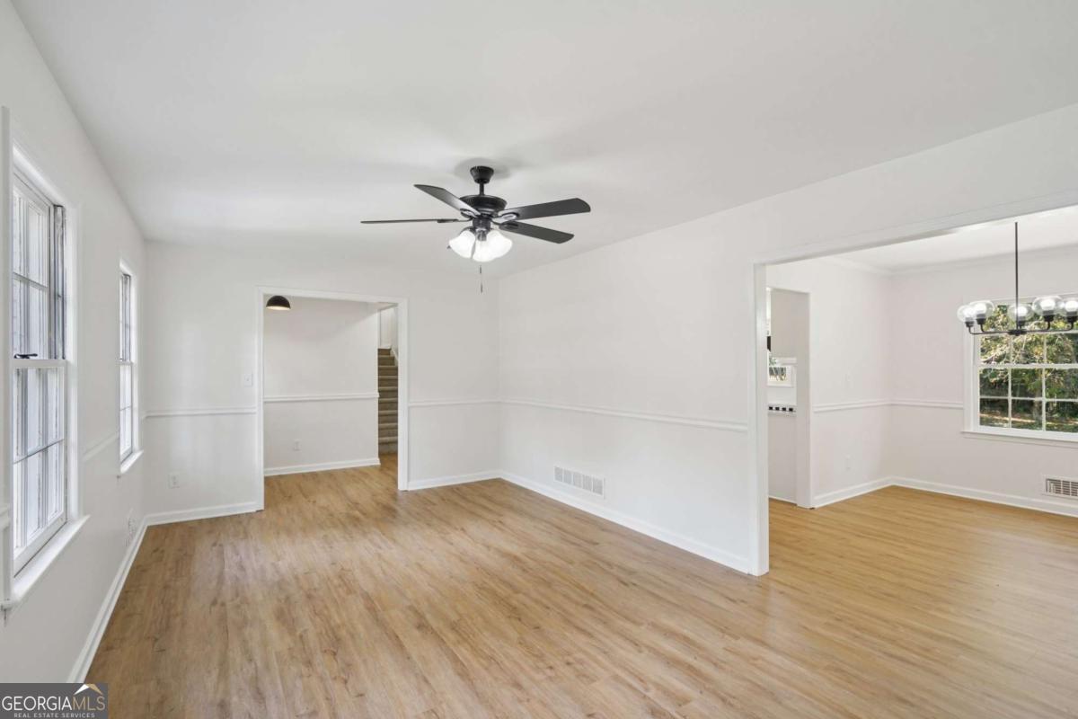 1681 Brantford DR