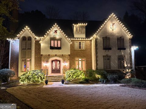 920 Curlew CT NW Atlanta GA 30327