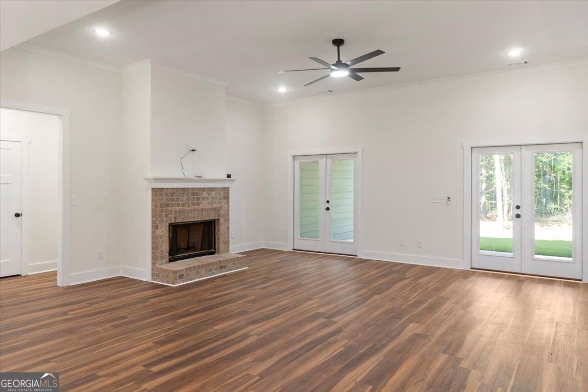 1251 Simmons RD