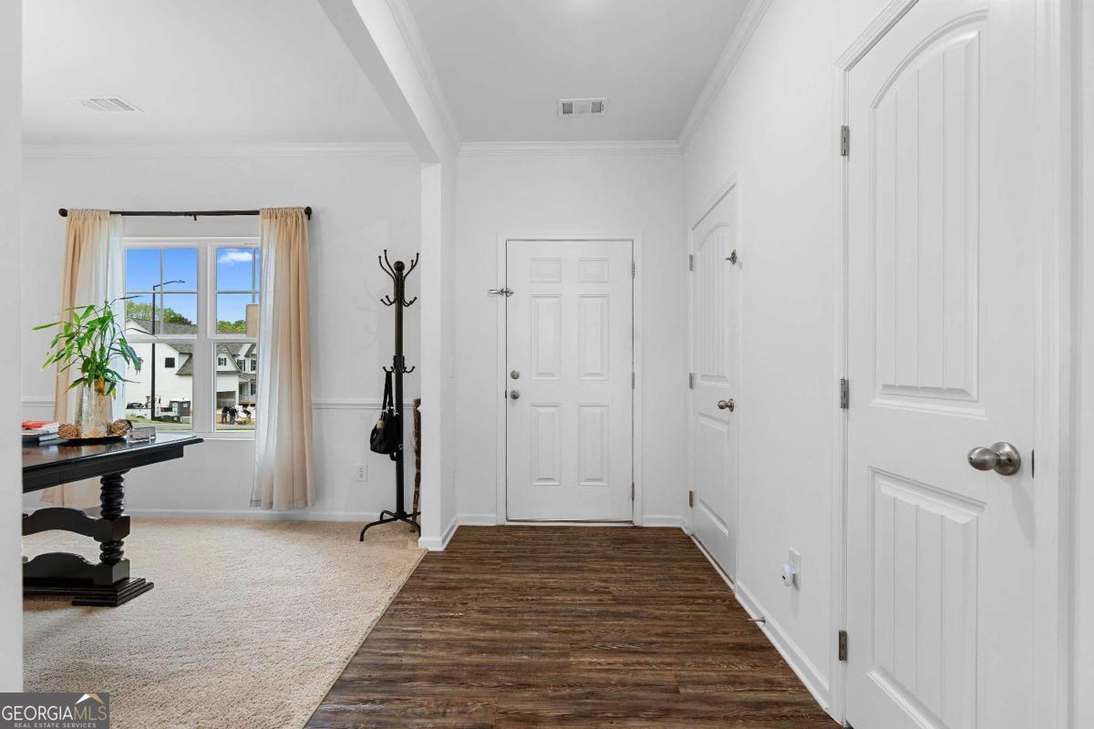 14 River Bank CT