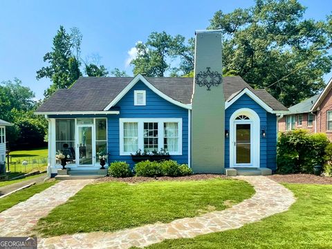 Photo of 513 Charlton Street NW, Rome, GA 30165 (MLS # 10563410)