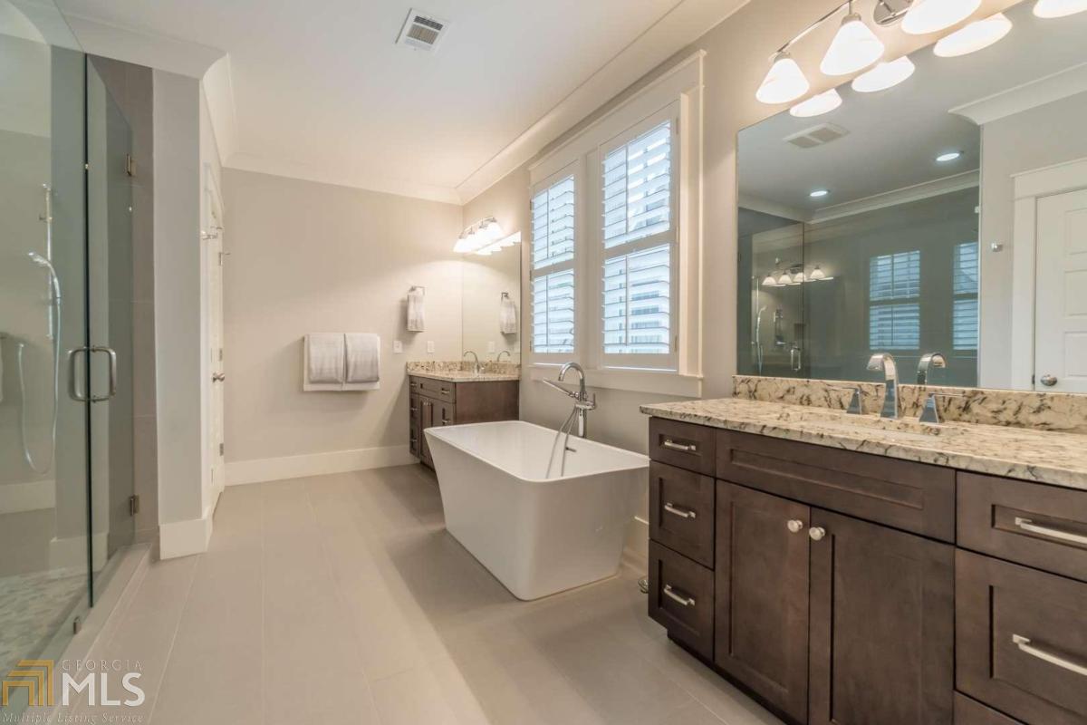 Oakhurst - Residential