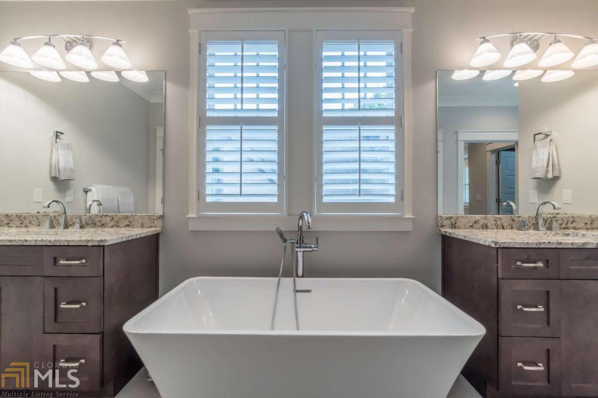Oakhurst - Residential