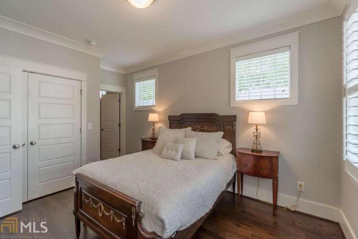 Oakhurst - Residential