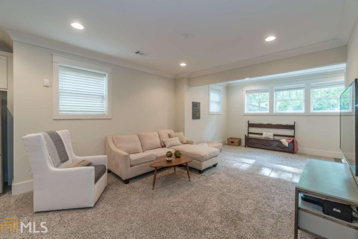 Oakhurst - Residential
