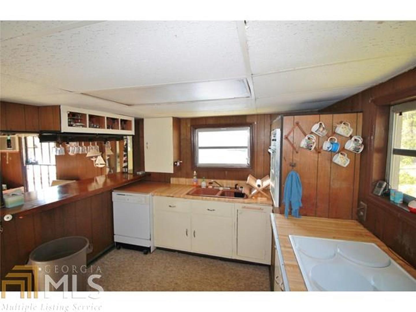 Strickland Lease - Residential