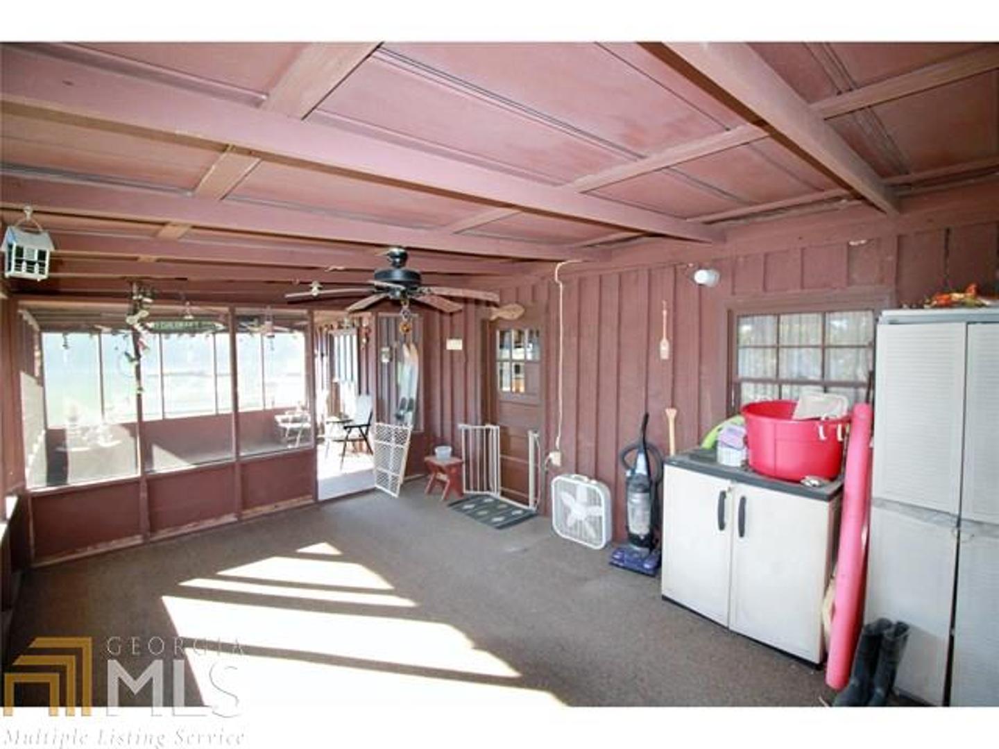 Strickland Lease - Residential