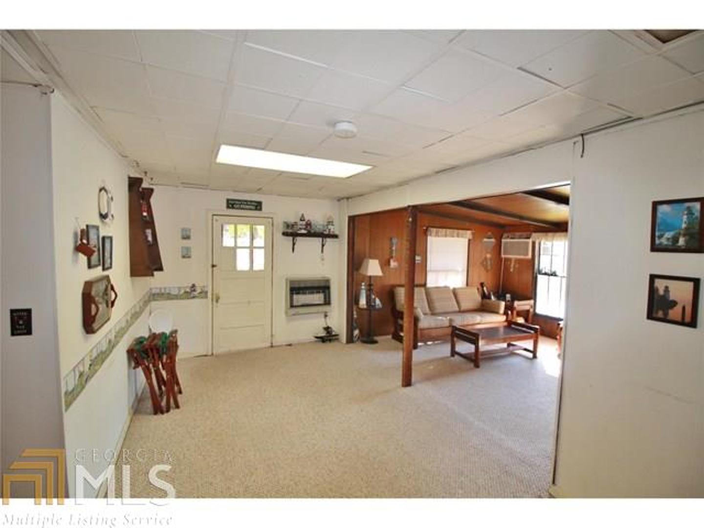 Strickland Lease - Residential