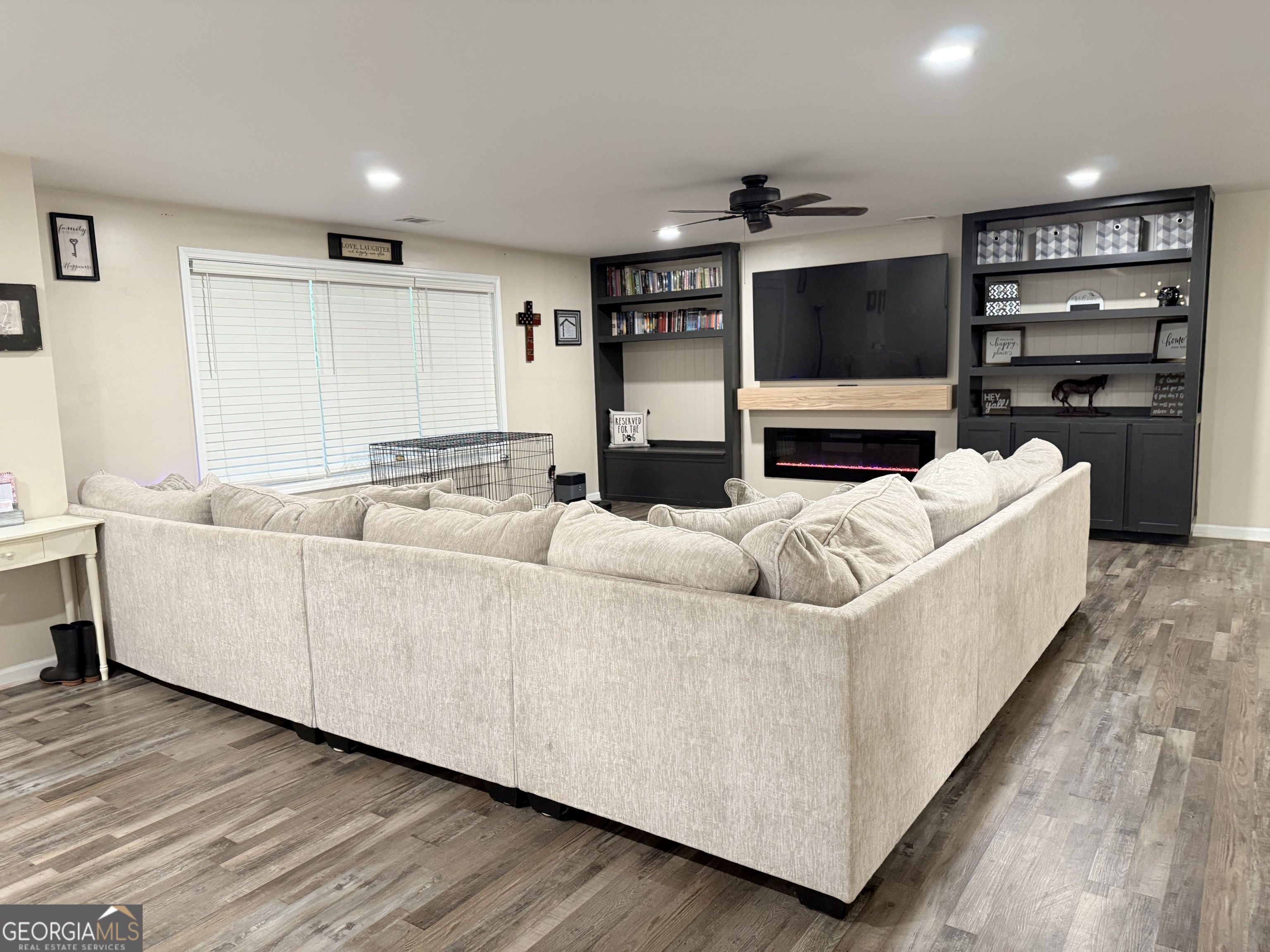332 Turner Ridge DR