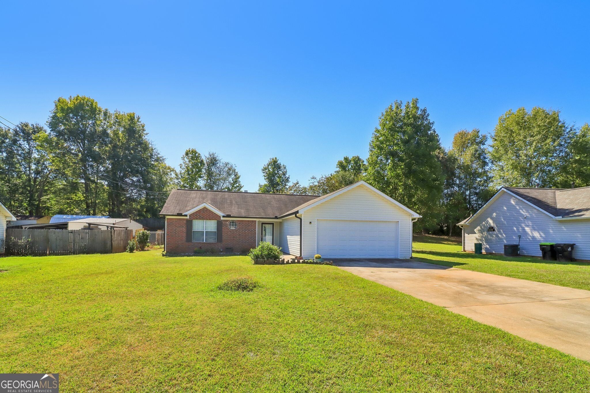 22 Canterbury DR