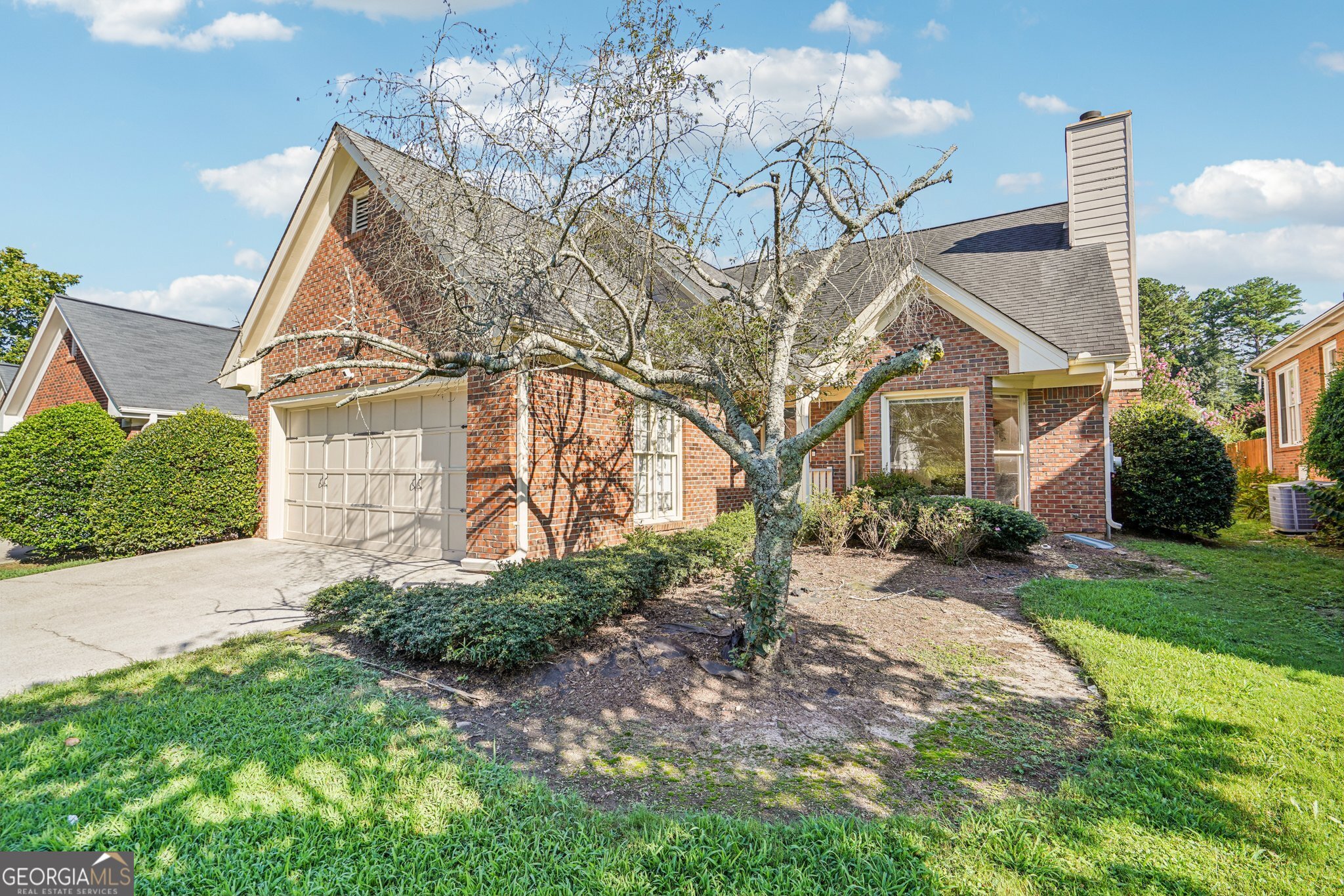 4590 Clipper Bay RD