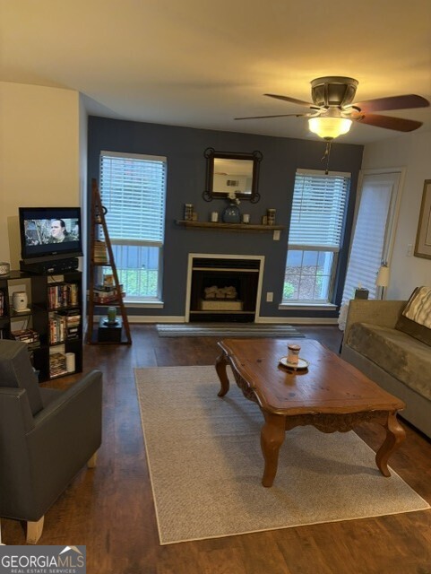 416 Granville CT