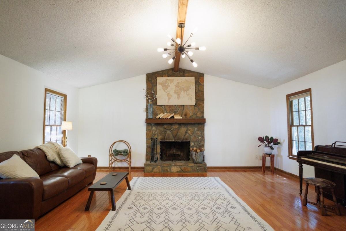 2688 Cranston LN