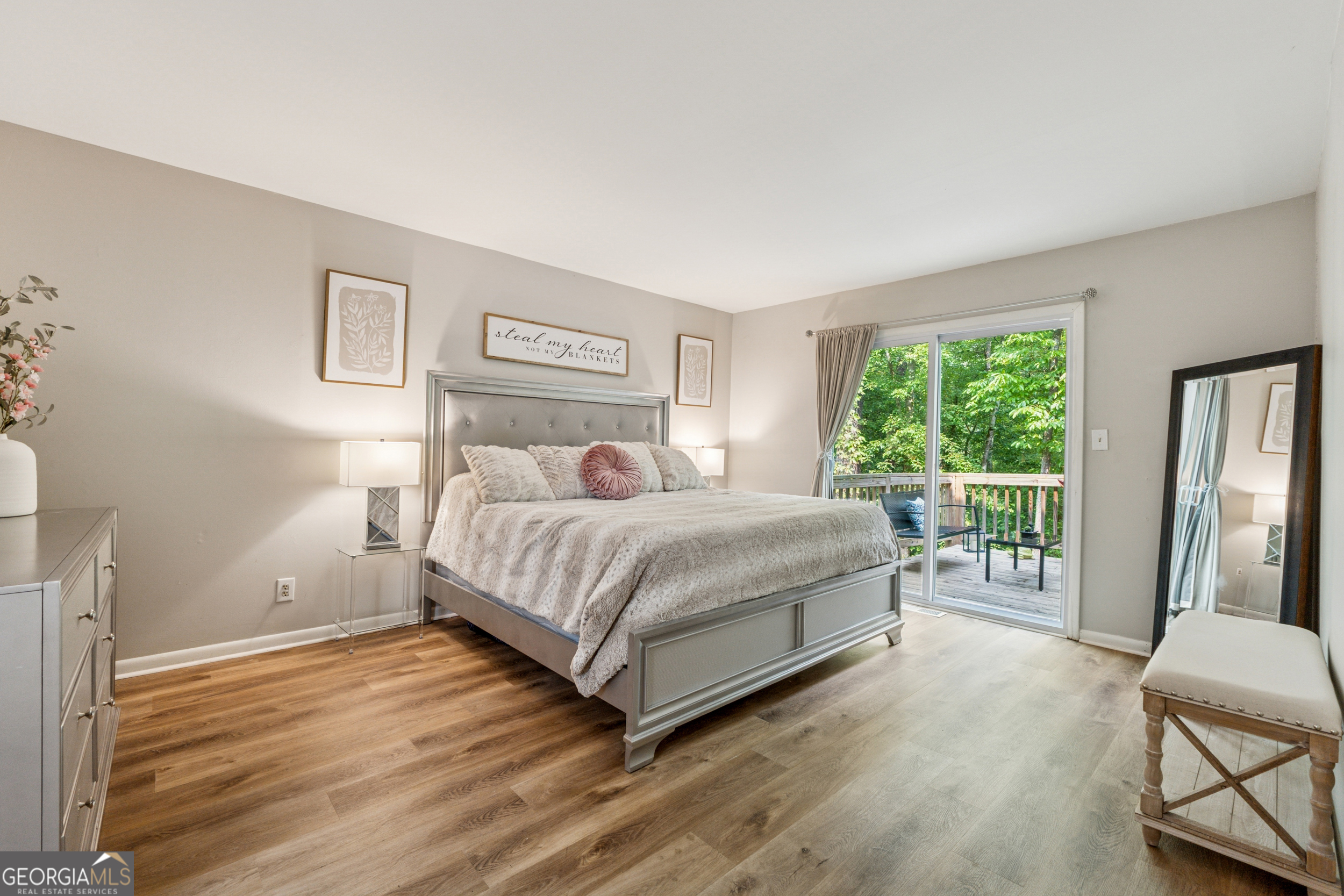 Willow Point - Residential