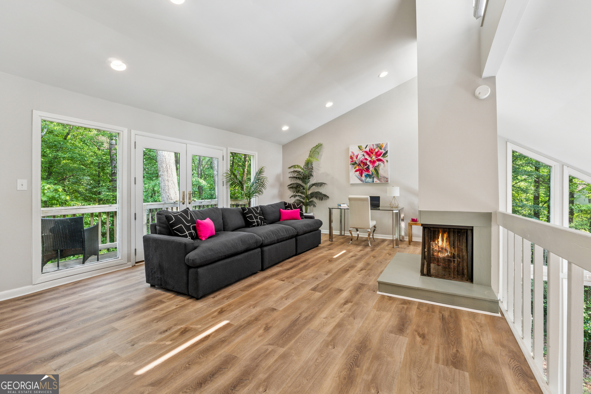 Willow Point - Residential
