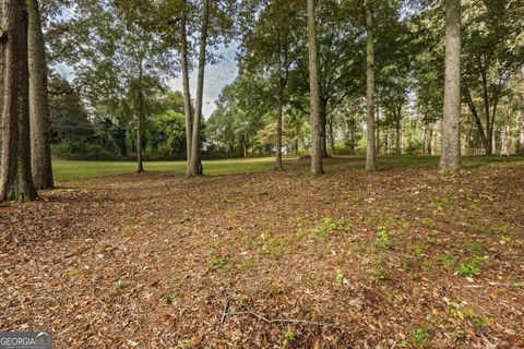 5590 Lakeview DR SW Austell GA 30106