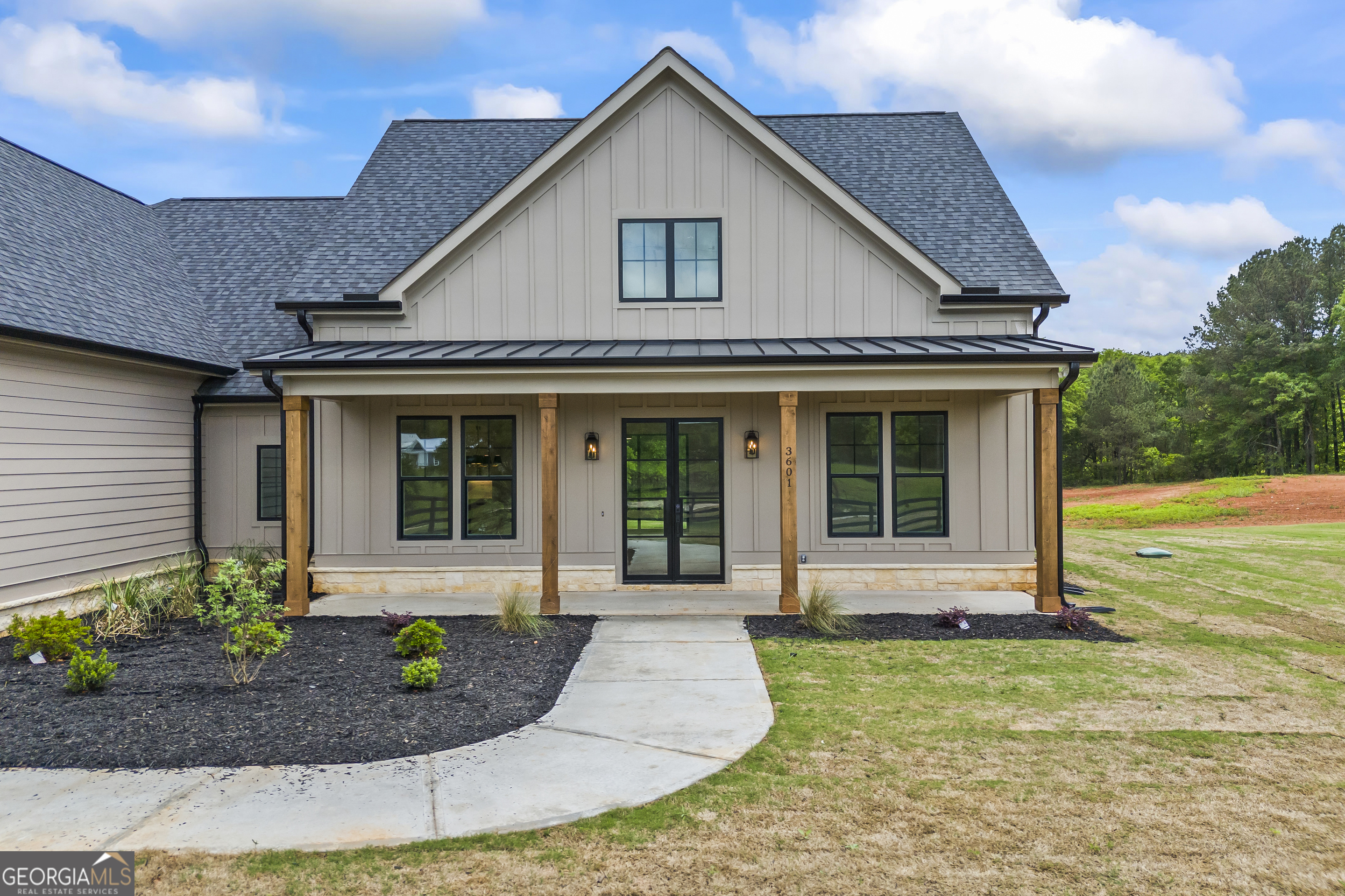 3601 Perry Smith RD