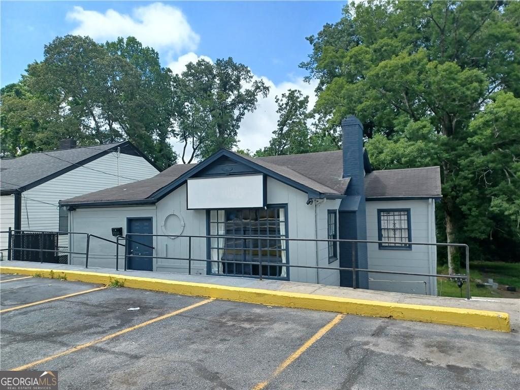 Discover an exceptional opportunity to acquire a free-standing building located in a highly coveted area, currently leased for optimal convenience. This strategically positioned property is perfect for establishing a vibrant convenience store that offers lottery and gaming machines, or even a trendy smoke shop. Alternatively, envision transforming it into a bustling clinic, a charming pet store, or a professional office building. With its prime visibility and accessibility, this property is a blank canvas ready to bring your entrepreneurial vision to life. Boasting ample parking spaces and excellent road frontage, this location is designed for high visibility and easy access, ensuring a steady flow of potential customers. The building has recently undergone a complete renovation, presenting a fresh and inviting atmosphere. Notably, there are no closest distance other convenience stores or smoke shops in the immediate vicinity, providing a unique advantage for capturing the local market. This property promises great potential for business growth and success! Bring your offers.