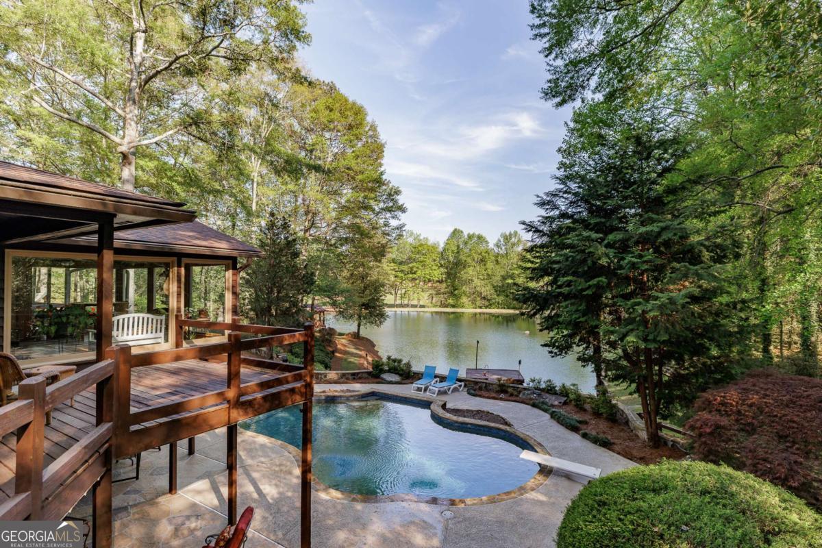 2462 Centerville Rosebud RD