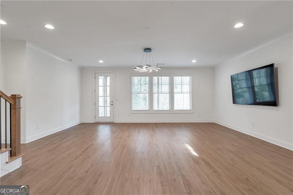 Dunwoody, Georgia 30338, United States, 6 Bedrooms Bedrooms, ,6 BathroomsBathrooms,Residential,Pending,118959