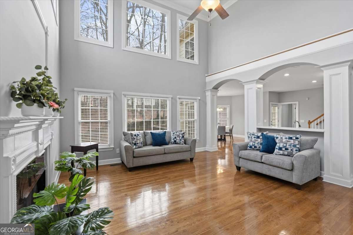 1382 Benbrooke LN NW