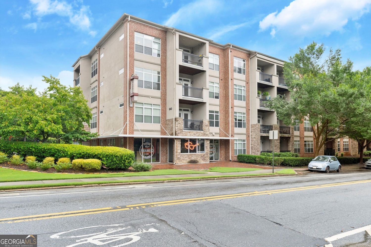 840 United AVE SE 106