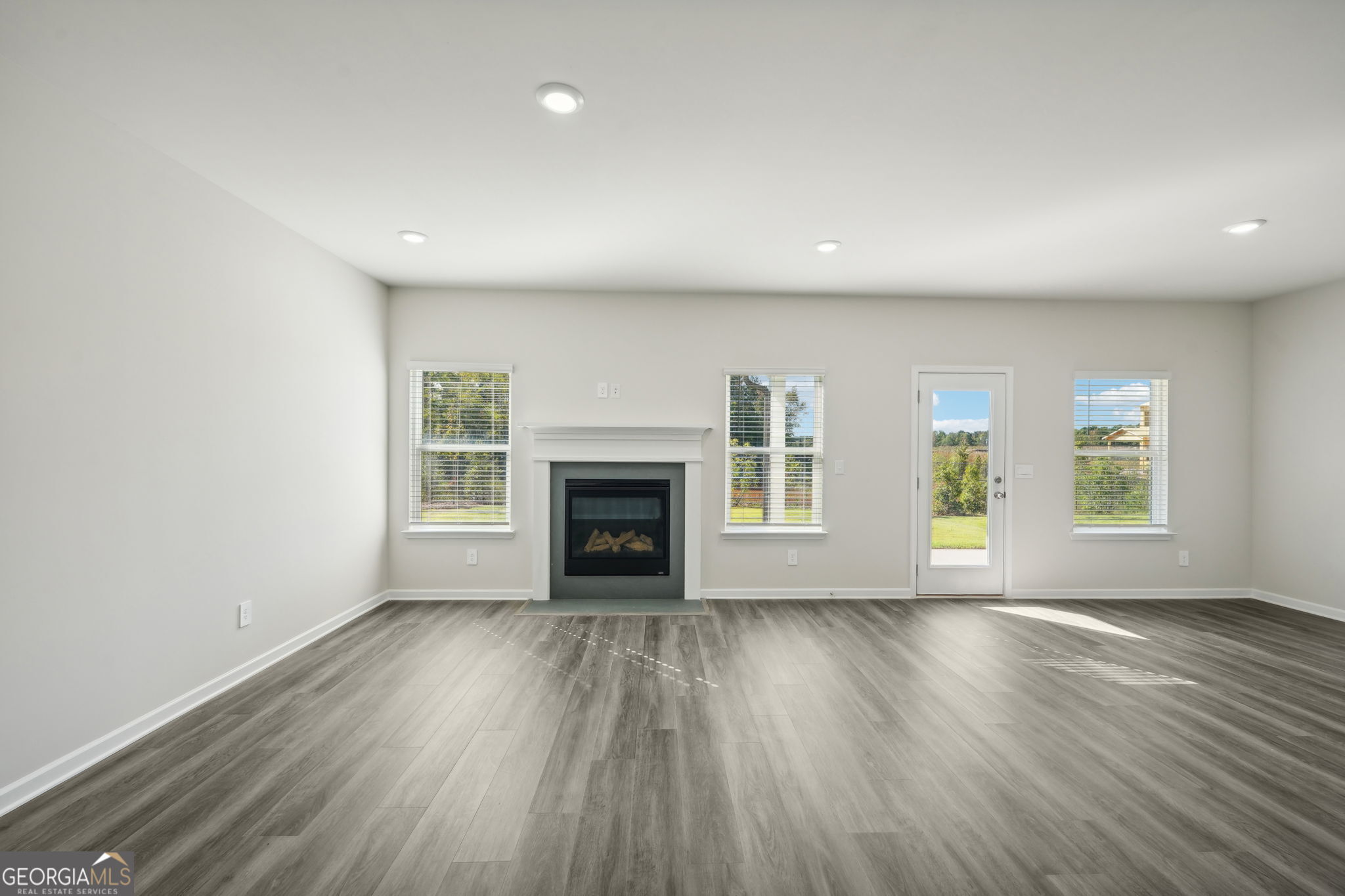 Creekside at Oxford Park - Residential