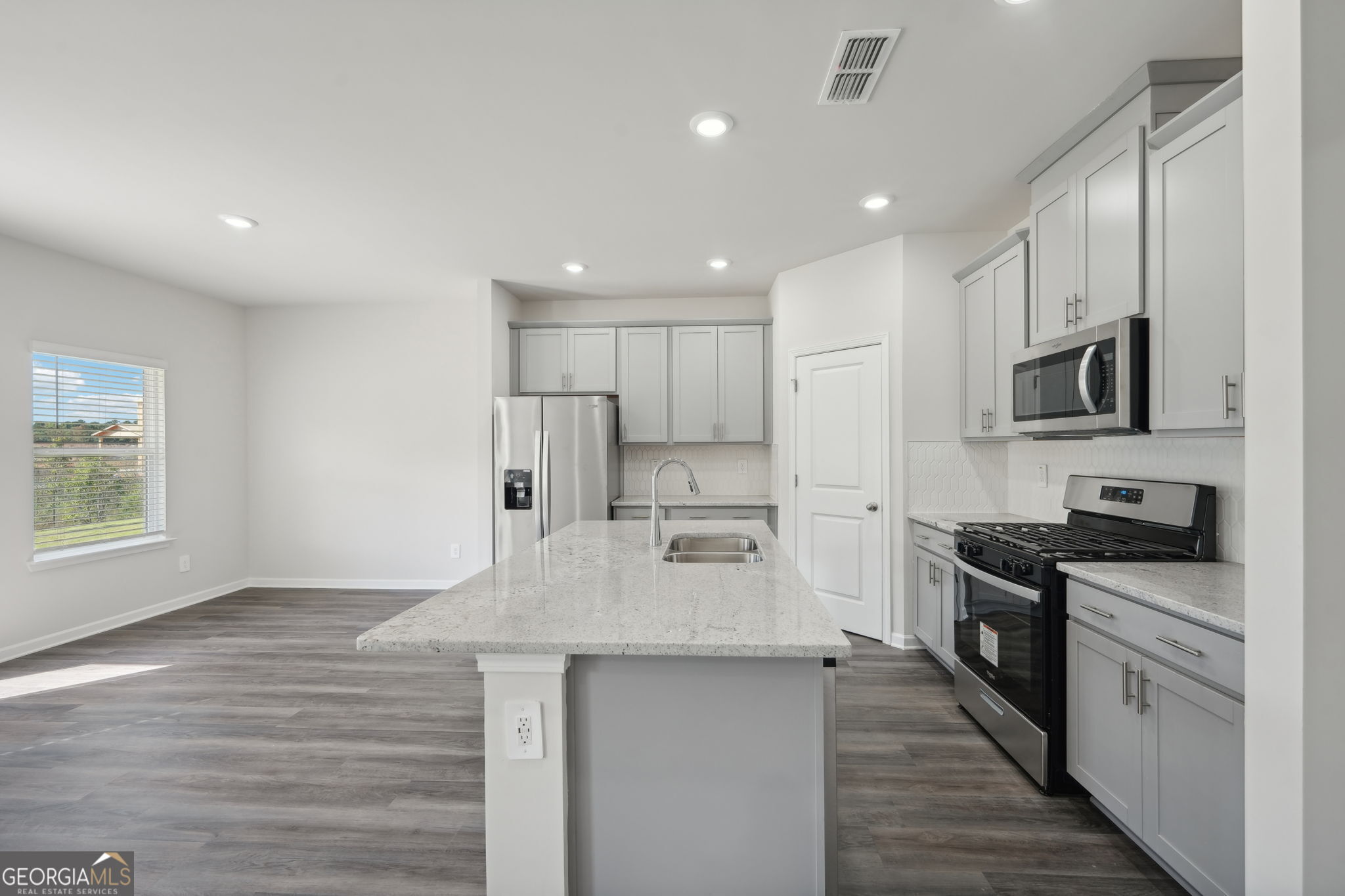 Creekside at Oxford Park - Residential