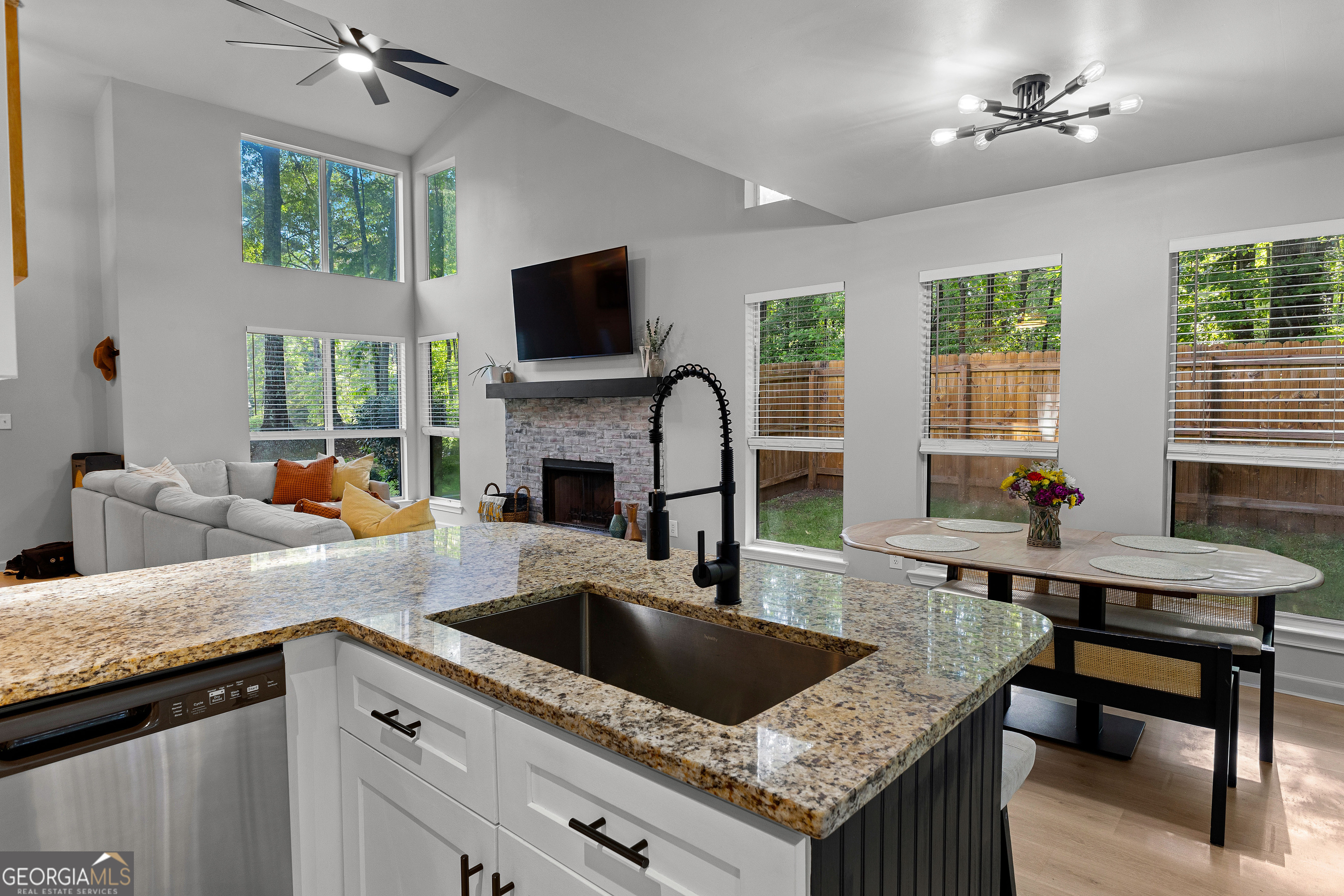 Sharpsburg, Georgia 30277, United States, 3 Bedrooms Bedrooms, ,3 BathroomsBathrooms,Residential,Active,135924