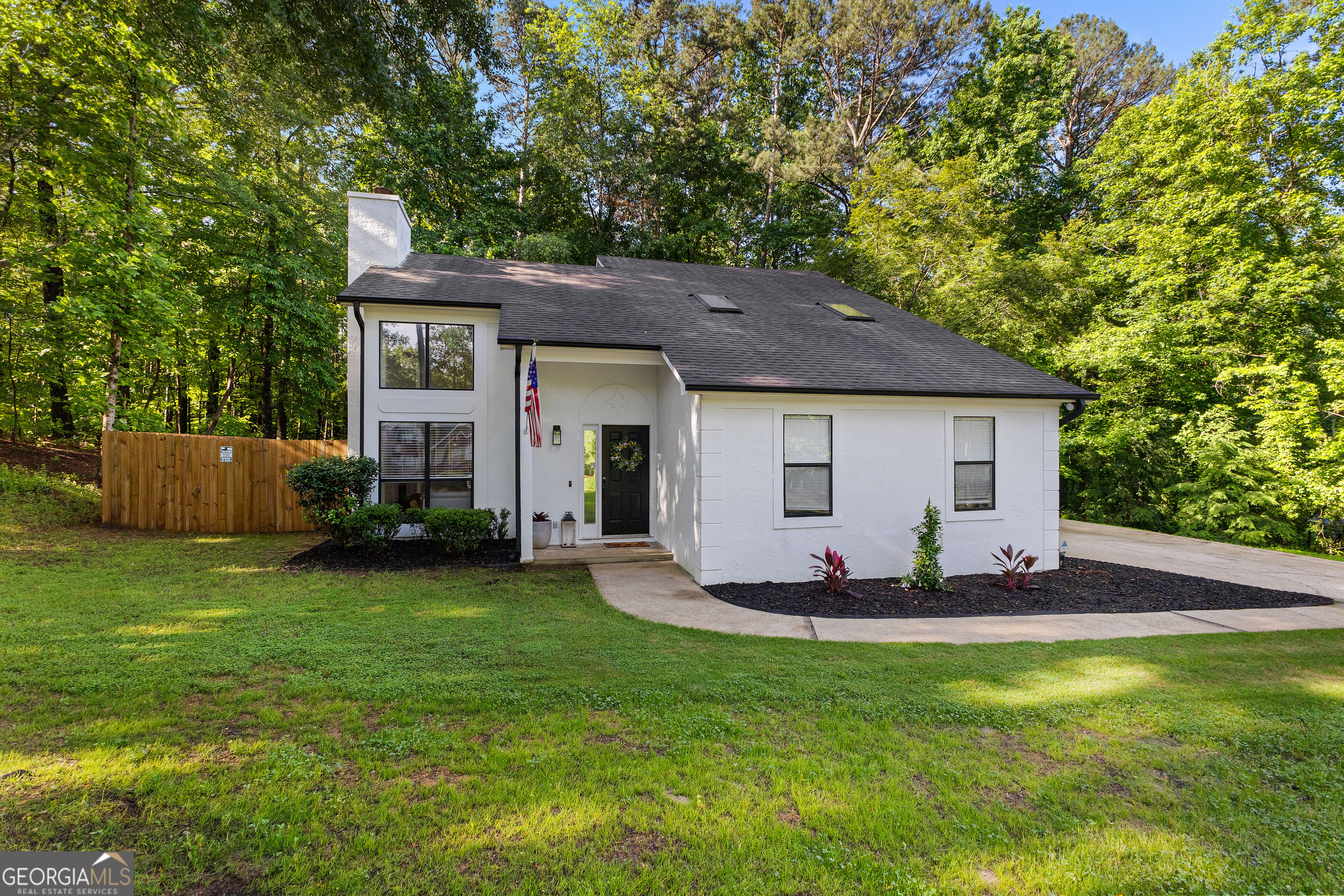 Sharpsburg, Georgia 30277, United States, 3 Bedrooms Bedrooms, ,3 BathroomsBathrooms,Residential,Active,135924